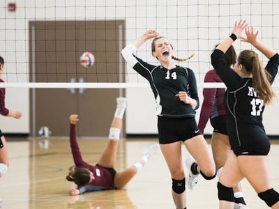 金州勇士队标志 - 斯蒂芬库里带领的冠军球队